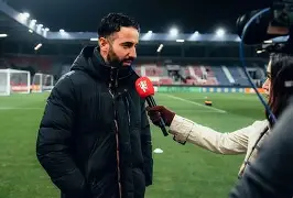 熊猫直播平台官方-风云突变！AC米兰加时末段官宣签约，欧冠版图或变，压力陡增，临场指挥获称赞