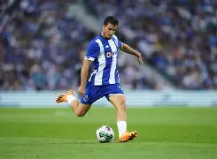 熊猫体育平台-冲刺阶段波尔图调整名单以备德甲；手感冰凉环节打磨；媒体盛赞；纪律约束更严格