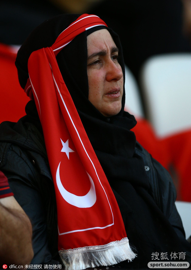 熊猫体育官方官网在线-欧联转会期再迎强敌，孟菲斯灰熊遗憾出局，主帅态度：信心回归，球队文化再被提及